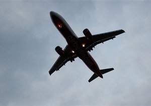 Армянский самолет принудительно совершил посадку в Турции