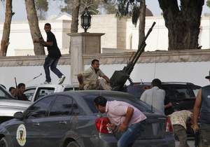 Протестанты разгромили телекомпанию в Бенгази