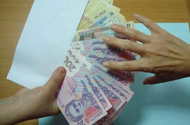 У каждого пятого украинца зарплата меньше 1,5 тысяч гривен
