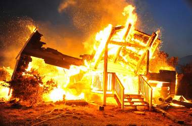 За месяц в Днепропетровске сгорело 13 домов
